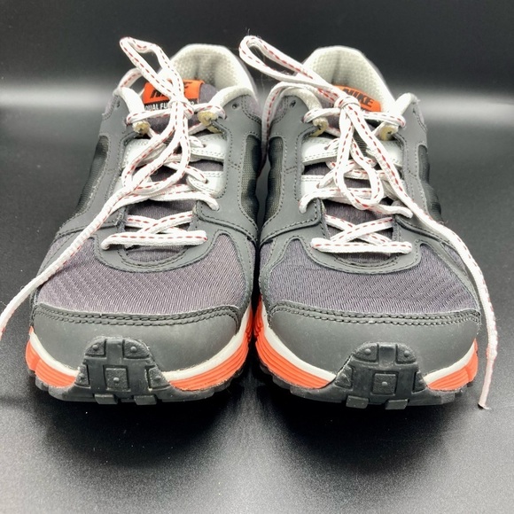 EUC NIKE‎ Dual Fusion St 2 Running shoes, 6.5Y or women's 8/8.5 NIKE - Picture 2 of 13